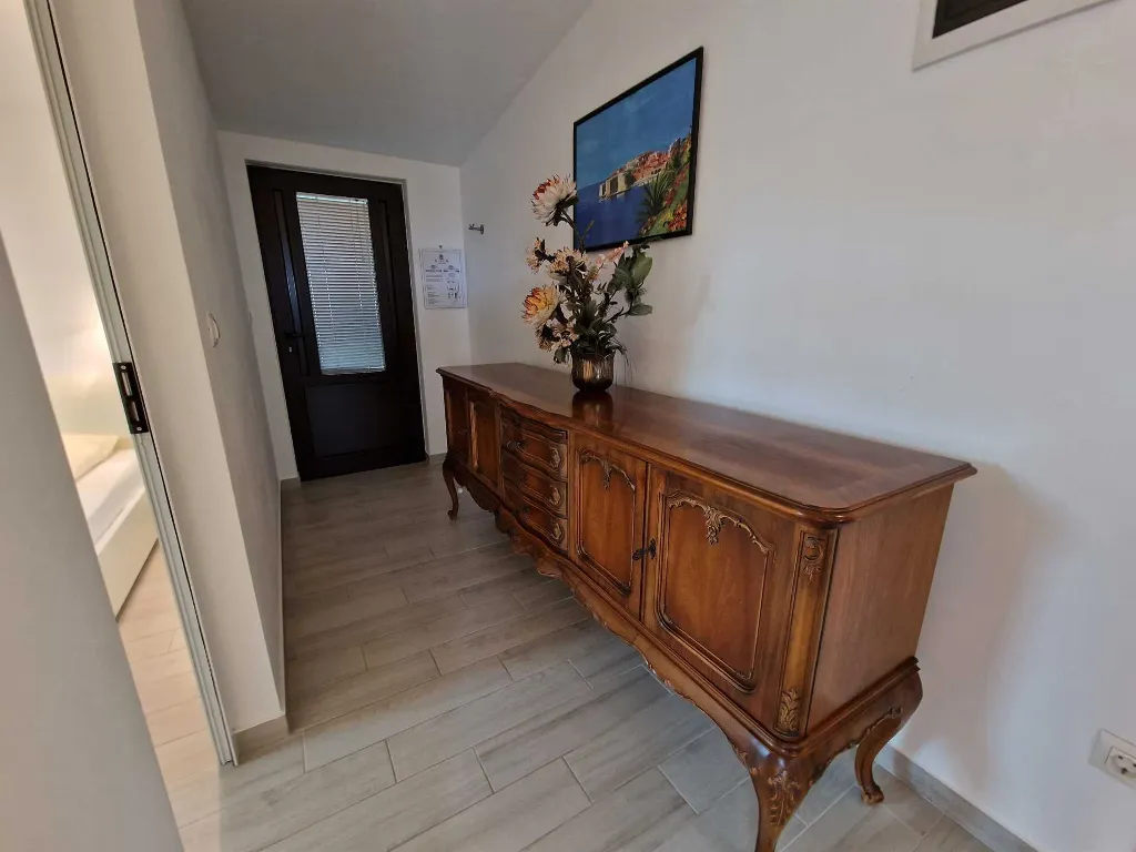Rovinj Apartment for 3 Guests with Balcony