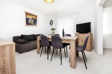 Three-Bedroom Apartment in Rovinj for 6 Guests