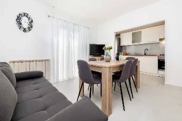 Three-Bedroom Apartment in Rovinj for 6 Guests