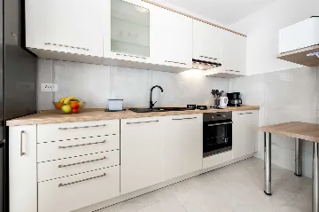 Three-Bedroom Apartment in Rovinj for 6 Guests