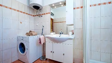 Three-Bedroom Apartment in Rovinj for 6 Guests