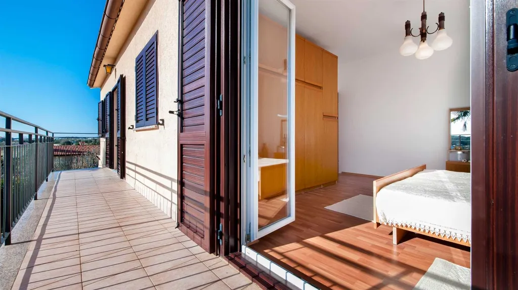 Three-Bedroom Apartment in Rovinj for 6 Guests