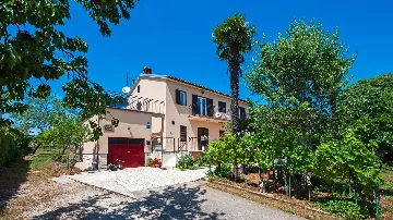 Three-Bedroom Apartment in Rovinj for 6 Guests