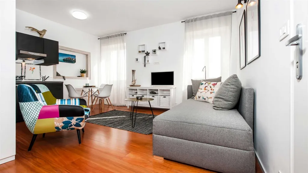 Rovinj Sea-View Studio Apartment for 2