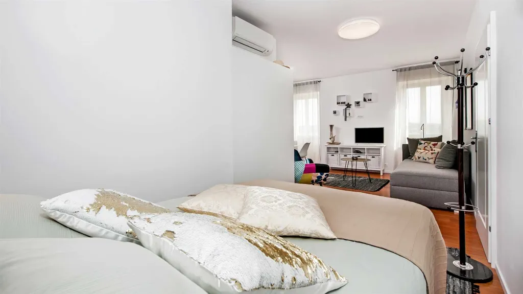 Rovinj Sea-View Studio Apartment for 2