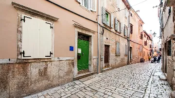 Rovinj Sea-View Studio Apartment for 2