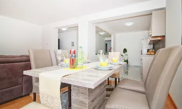 3-Bedroom Apartment in Rovinj for Up to 6