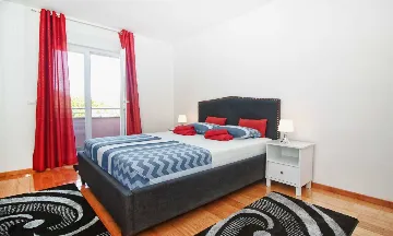 3-Bedroom Apartment in Rovinj for Up to 6