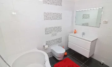 3-Bedroom Apartment in Rovinj for Up to 6