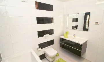 3-Bedroom Apartment with Private Garden in Rovinj