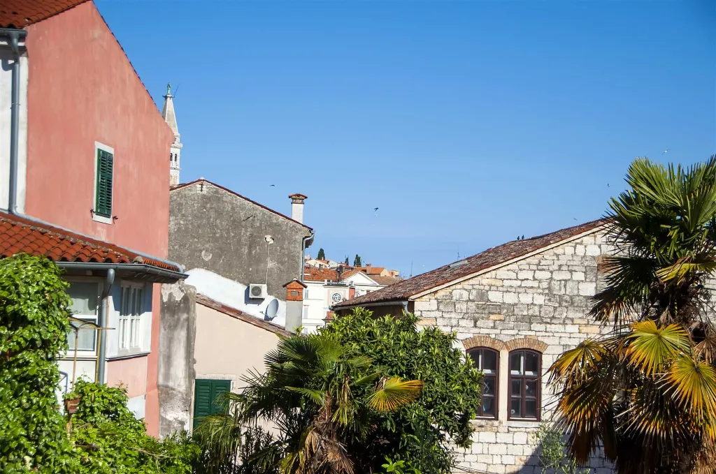 Rovinj One-Bedroom Apartment near Beach