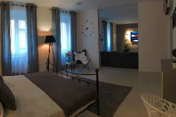 One-Bedroom Apartment in Pula for 2 Guests