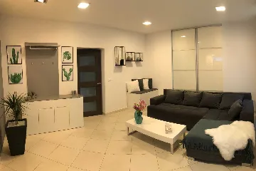 One-Bedroom Apartment in Pula for 2 Guests