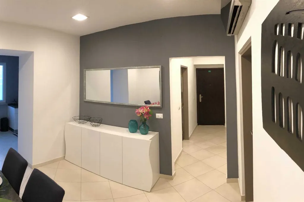 One-Bedroom Apartment in Pula for 2 Guests