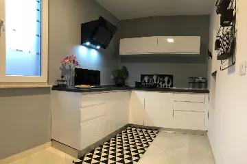 One-Bedroom Apartment in Pula for 2 Guests