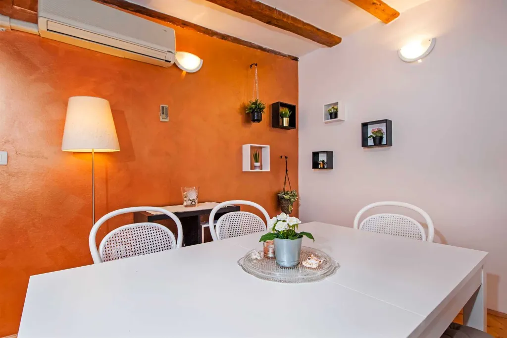 Two-Bedroom Apartment with Sea View in Rovinj