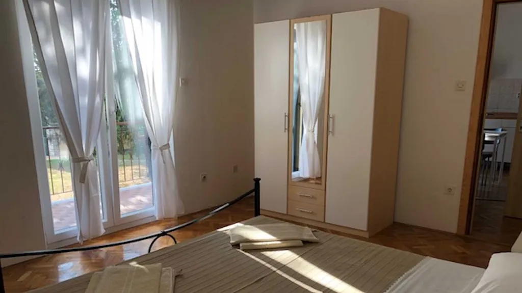 2-Bedroom Apartment for 5 Guests in Rovinj