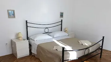 2-Bedroom Apartment for 5 Guests in Rovinj