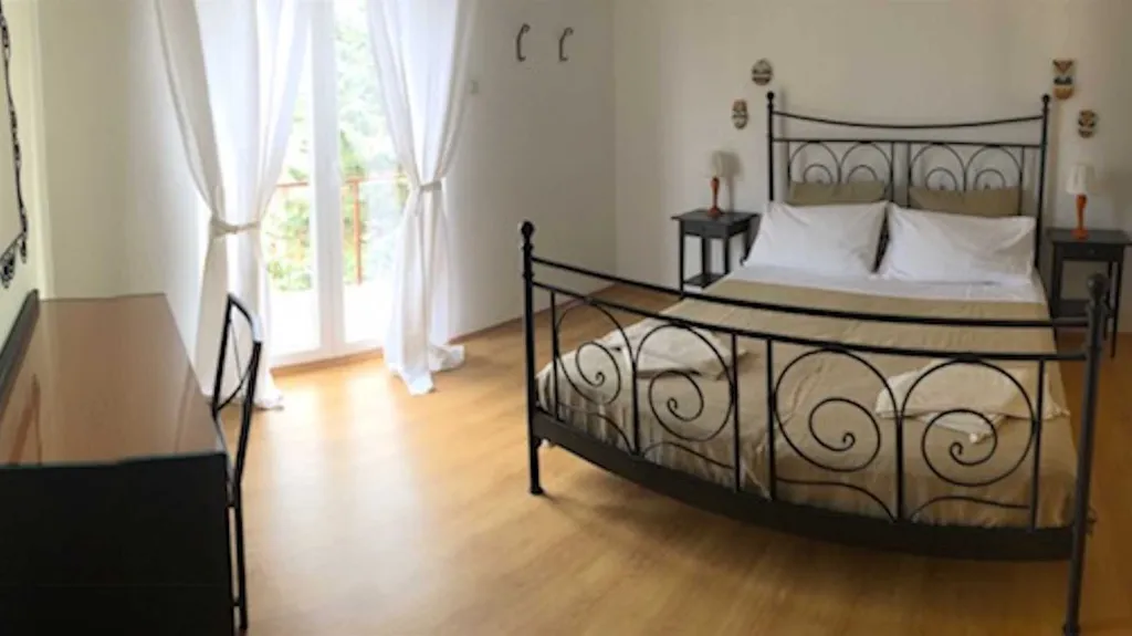 Rovinj 1-Bedroom Apartment with Balcony
