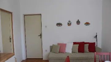 Rovinj 1-Bedroom Apartment for 2 with Parking