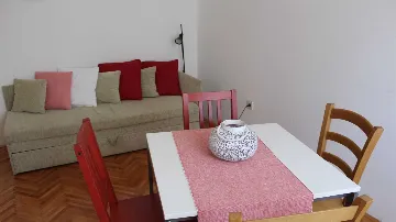 Rovinj 1-Bedroom Apartment for 2 with Parking