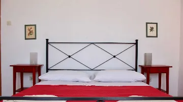 Rovinj 1-Bedroom Apartment for 2 with Parking