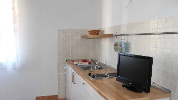 Rovinj 1-Bedroom Apartment for 2 with Parking