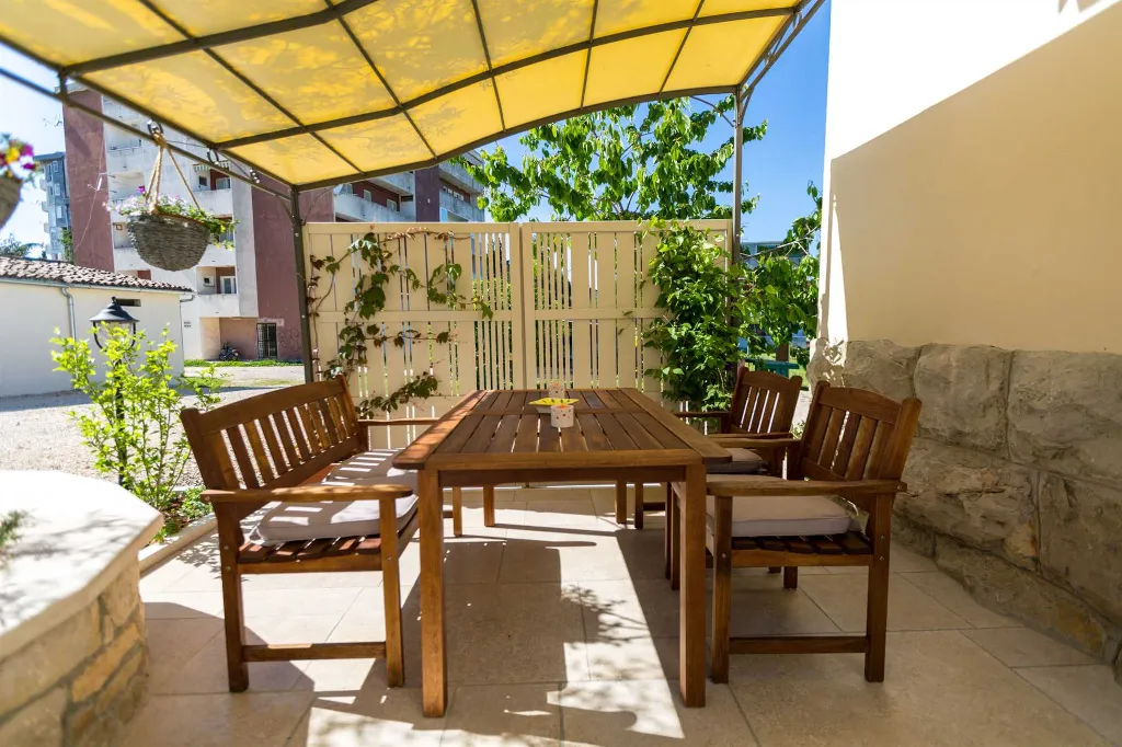 Rovinj Studio with Terrace and Parking (Up to 3)