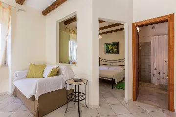 Rovinj Studio Apartment with Balcony for 3 Guests