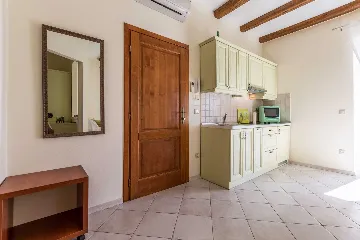 Rovinj Studio Apartment with Balcony for 3 Guests