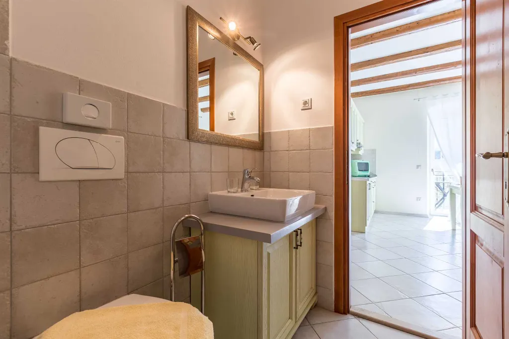 Rovinj Studio Apartment with Balcony for 3 Guests