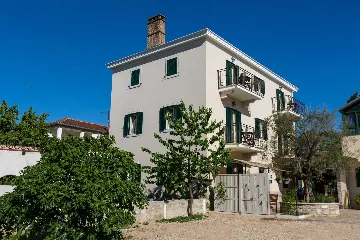 Rovinj Studio Apartment with Balcony for 3 Guests