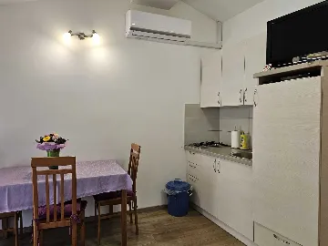 Rovinj Studio Apartment with Terrace and Parking