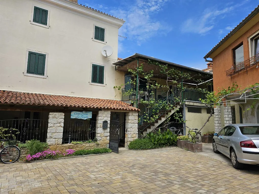 Rovinj Studio Apartment with Terrace and Parking