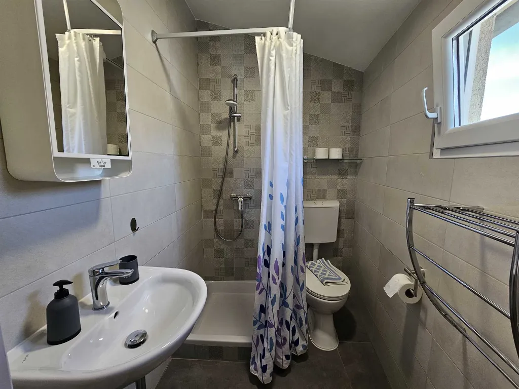 Rovinj Double Room with Terrace and Parking