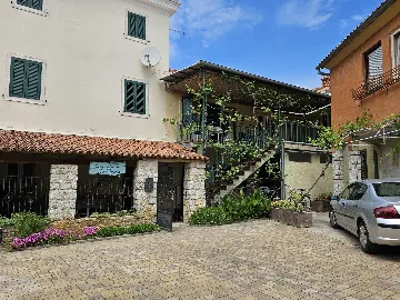 Rovinj Double Room with Terrace and Parking