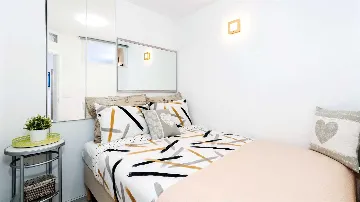 Rovinj 1-Bedroom Apartment with Green Terrace