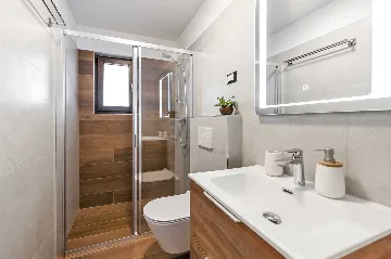 2-Bedroom Apartment for 3 Guests in Rovinj