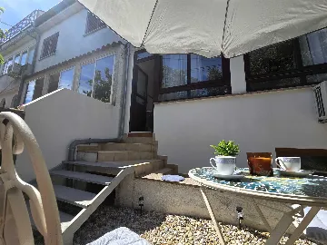 2-Bedroom Apartment for 3 Guests in Rovinj