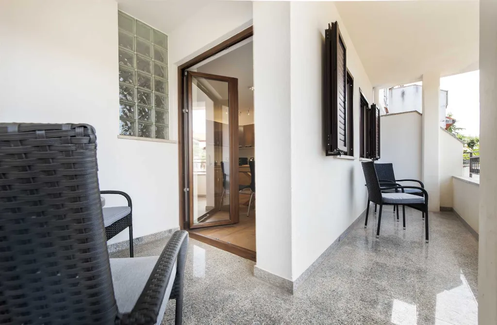 Two-Bedroom Apartment in Rovinj with Balcony