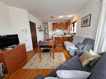 One-Bedroom Apartment in Rovinj for Up to 3 Guests