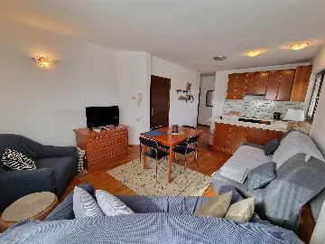 One-Bedroom Apartment in Rovinj for Up to 3 Guests