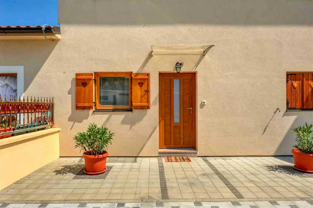 Holiday House in Rovinj for 4 with Pool