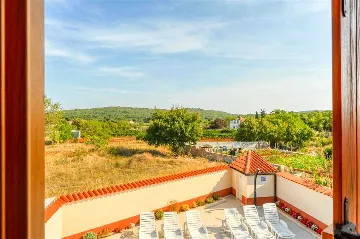 Holiday House in Rovinj for 4 with Pool