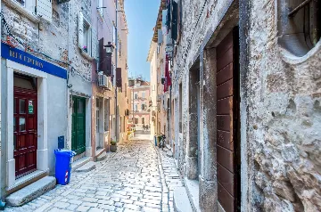 Rovinj Two-Bedroom Apartment for Up to 4