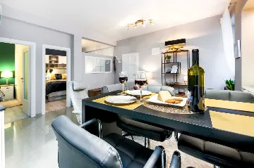 Rovinj Two-Bedroom Apartment for Up to 4