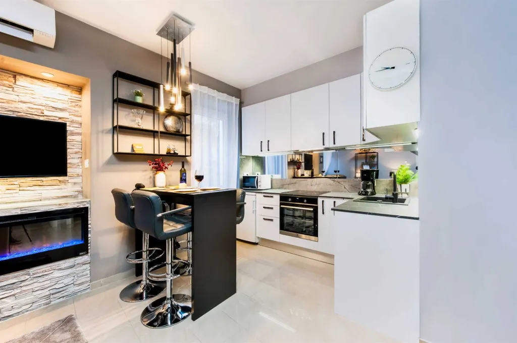 Rovinj Two-Bedroom Apartment for Up to 4