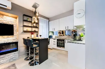 Rovinj Two-Bedroom Apartment for Up to 4