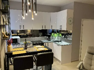 Rovinj Two-Bedroom Apartment for Up to 4