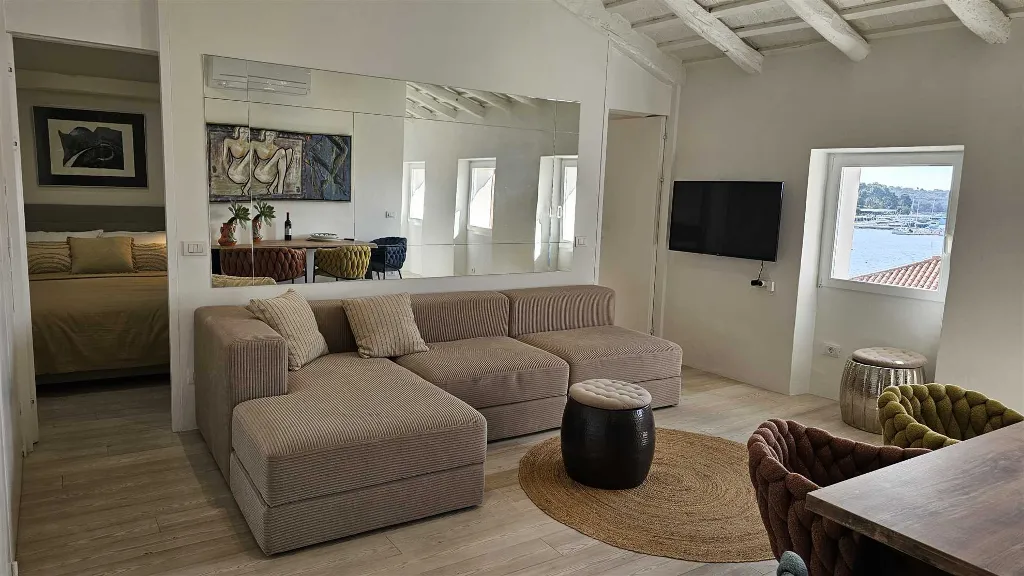 Rovinj Two-Bedroom Apartment with Sea View for 4